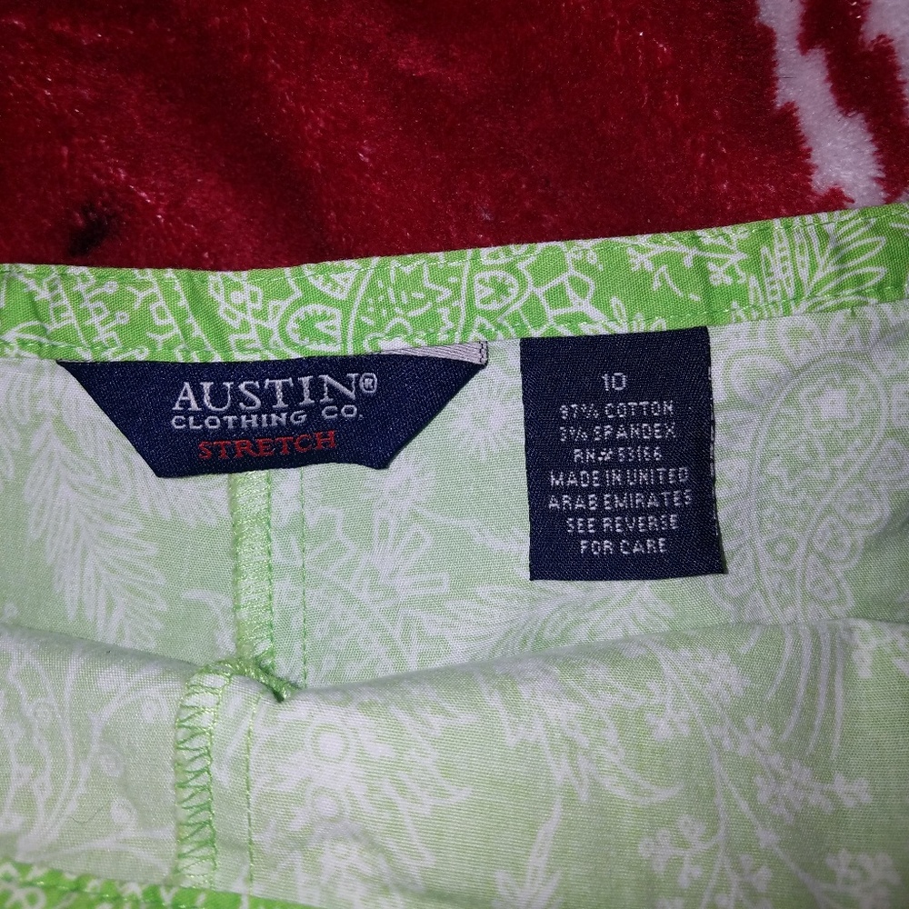 Austin Skort - Picture 2 of 4